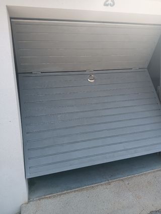 Trastero - Garaje en Hospitalet - Almacen - pañol