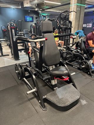 Gimnasio Completo Nautilus/Star Trac Gama Alta 