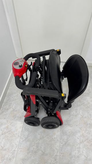 Scooter eléctrico plegable automático