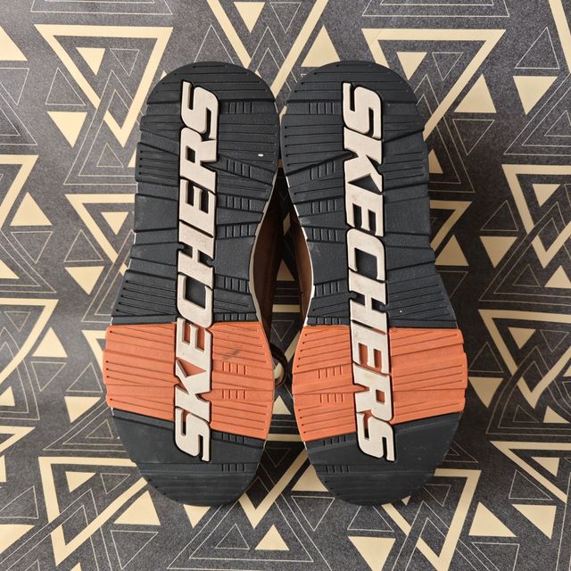 Zapatillas SKECHERS marrón hombre