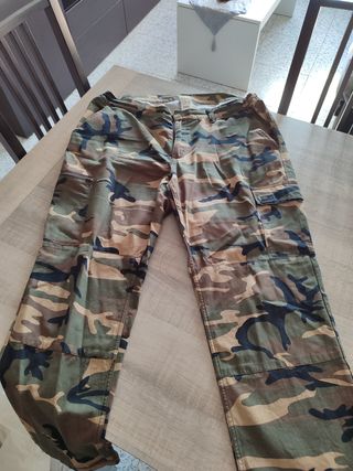 Pantalones camuflaje