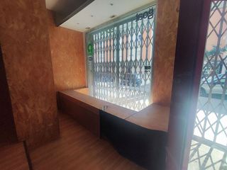 Local comercial en alquiler en Nueva Andalucía en Almería