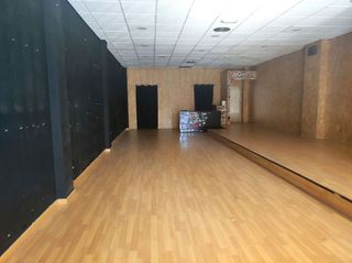 Local comercial en alquiler en Nueva Andalucía en Almería