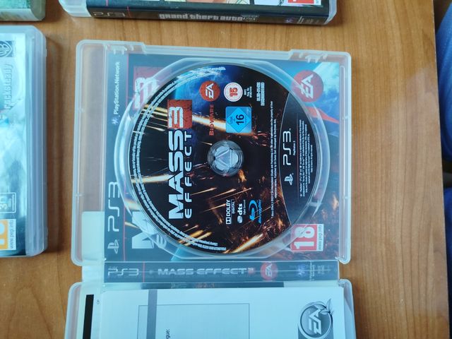 Giochi PS3: FIFA 15, GTA V, Batman, Mass Effect 3