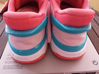 Zapatillas Jordan Day1 - Talla 40