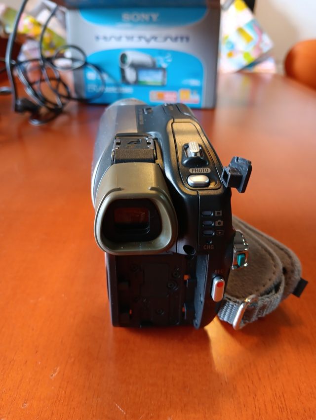 Sony Handycam DVD203E - Cámara de Vídeo