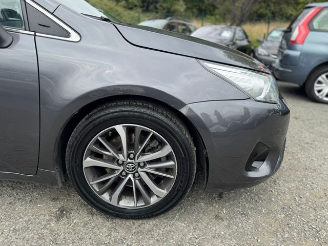 Toyota Avensis 2.0D 150 Executive