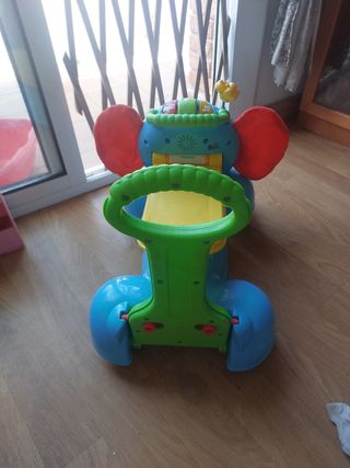 Correpasillos Fisher-Price Elefante