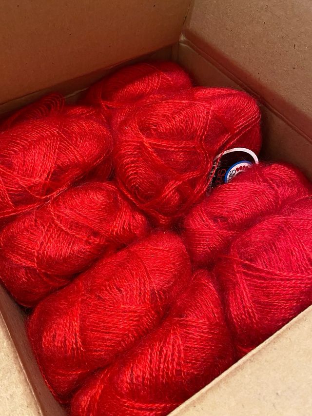 20 ovillos lana Stop Cachemir rojo