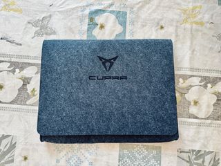 Estuche CUPRA - Felpa Premium