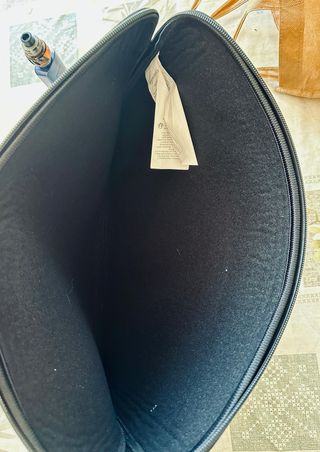 Custodia protettiva Amazon per portatili da 17,3′′