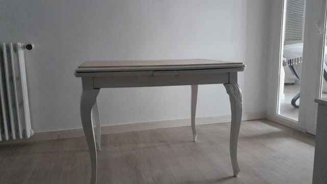 Mesa extensible blanca vintage