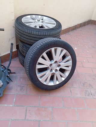 Llantas Mazda 6 - 215/50 R 17