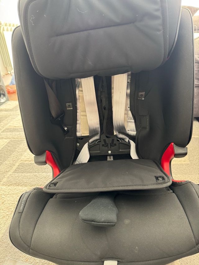 Britax Römer Advansafix Grupo 1-2-3