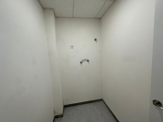 Local comercial en alquiler en Benetússer