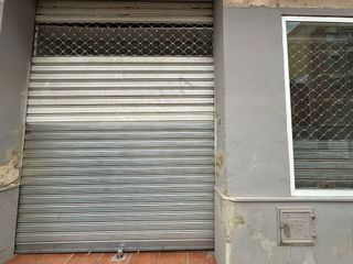 Local comercial en alquiler en Benetússer