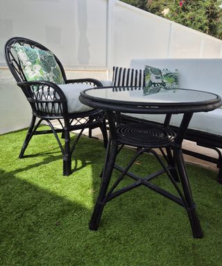 Sofá, mesa y sillones ratán-bambú