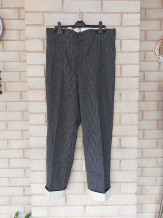 Pantalón rayas campero talla 48
Talle alto
