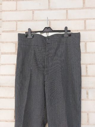 Pantalón rayas campero talla 48
Talle alto