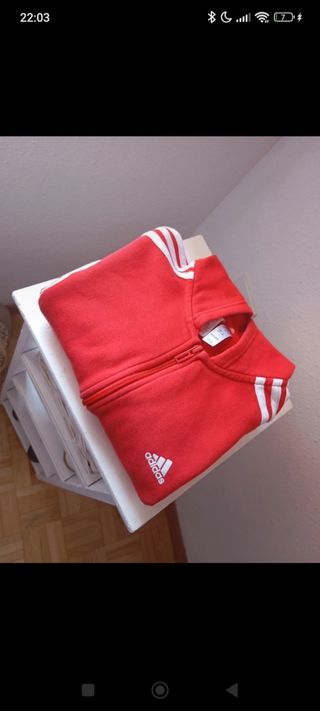 Sudadera Adidas roja , talla como una S