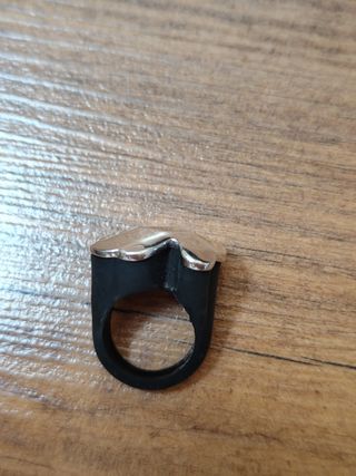 Anillo Tous plata y caucho