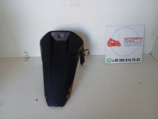 Parafango post. Yamaha R125