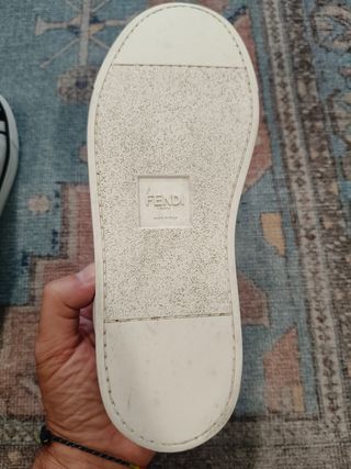 Sneaker Fendi slip on bianche e nere