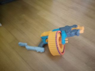 Pistola giocattolo bluster