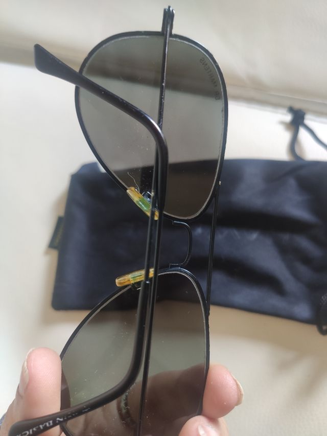 Gafas de sol aviator negras Dr. Martens.