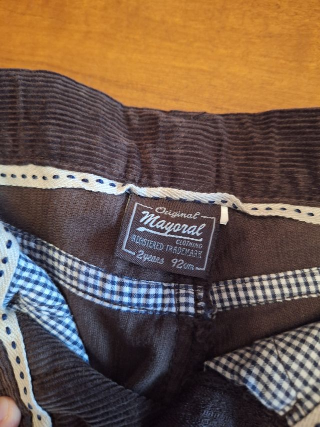 Pantalones pana Mayoral niño 2 años