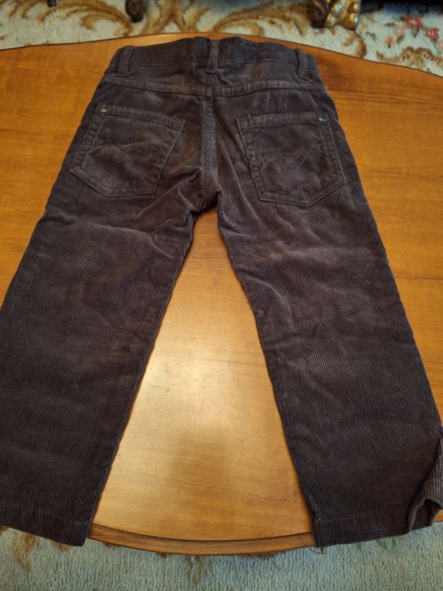 Pantalones pana Mayoral niño 2 años