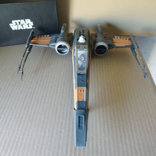 X-wing Poe Dameron Star Wars