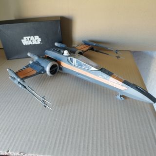 X-wing Poe Dameron Star Wars
