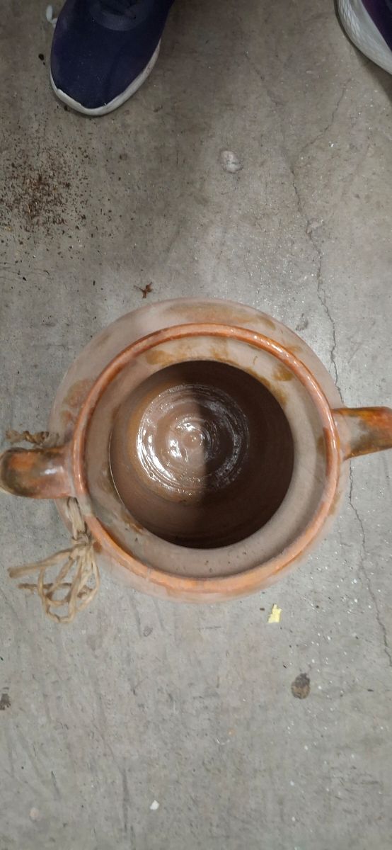 Vasija barro antigua