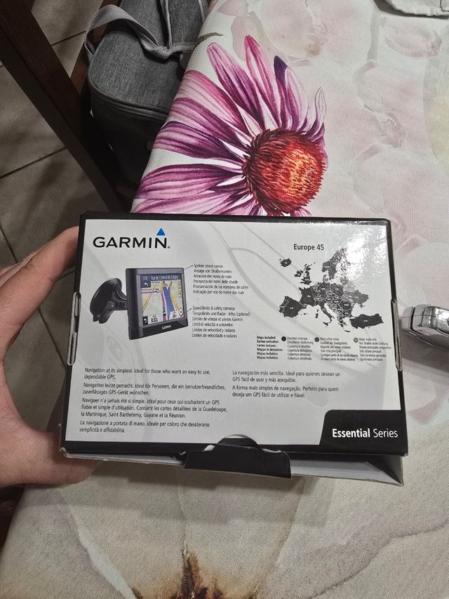 Garmin Nuvi 44LM - Navigatore GPS