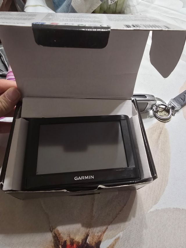 Garmin Nuvi 44LM - Navigatore GPS