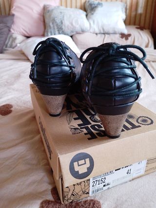 Zapatos Coolway negros tacón 41