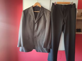 Traje Gris Hombre - Pantalón y Chaqueta talla 42