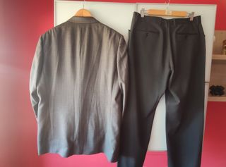 Traje Gris Hombre - Pantalón y Chaqueta talla 42
