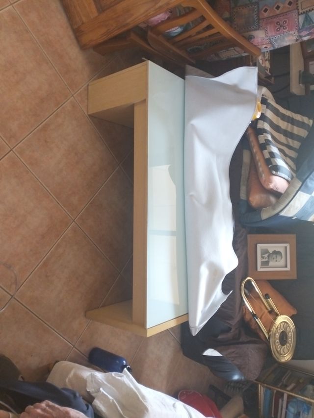 Mesa centro blanco y madera