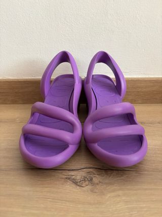 Sandalias Camper Moradas