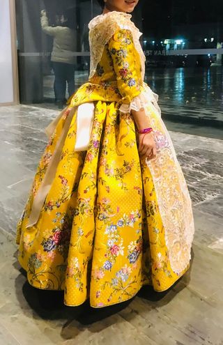 Traje  fallera  niña de 7 a 10 tela hasta 14años

