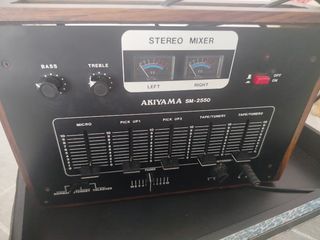 Mesa mezclas AKIYAMA SM-2550