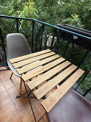 Mesa y sillas terraza - Madera y metal