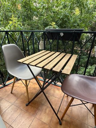 Mesa y sillas terraza - Madera y metal