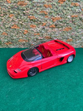 Ferrari Mythos 1:18 Guiloy