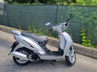 SYM EuroMX 125cc. 7000 km muy poco uso .ITV