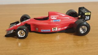Modellino Ferrari 641/2 F1 Berger Burago 1:24