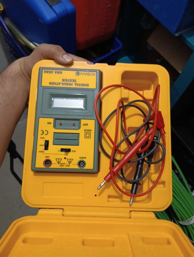 Probador de Aislamiento Koban KRA2550