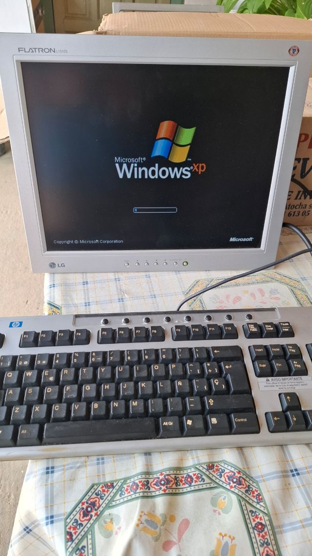 PC DELL + monitor LG + teclado + raton